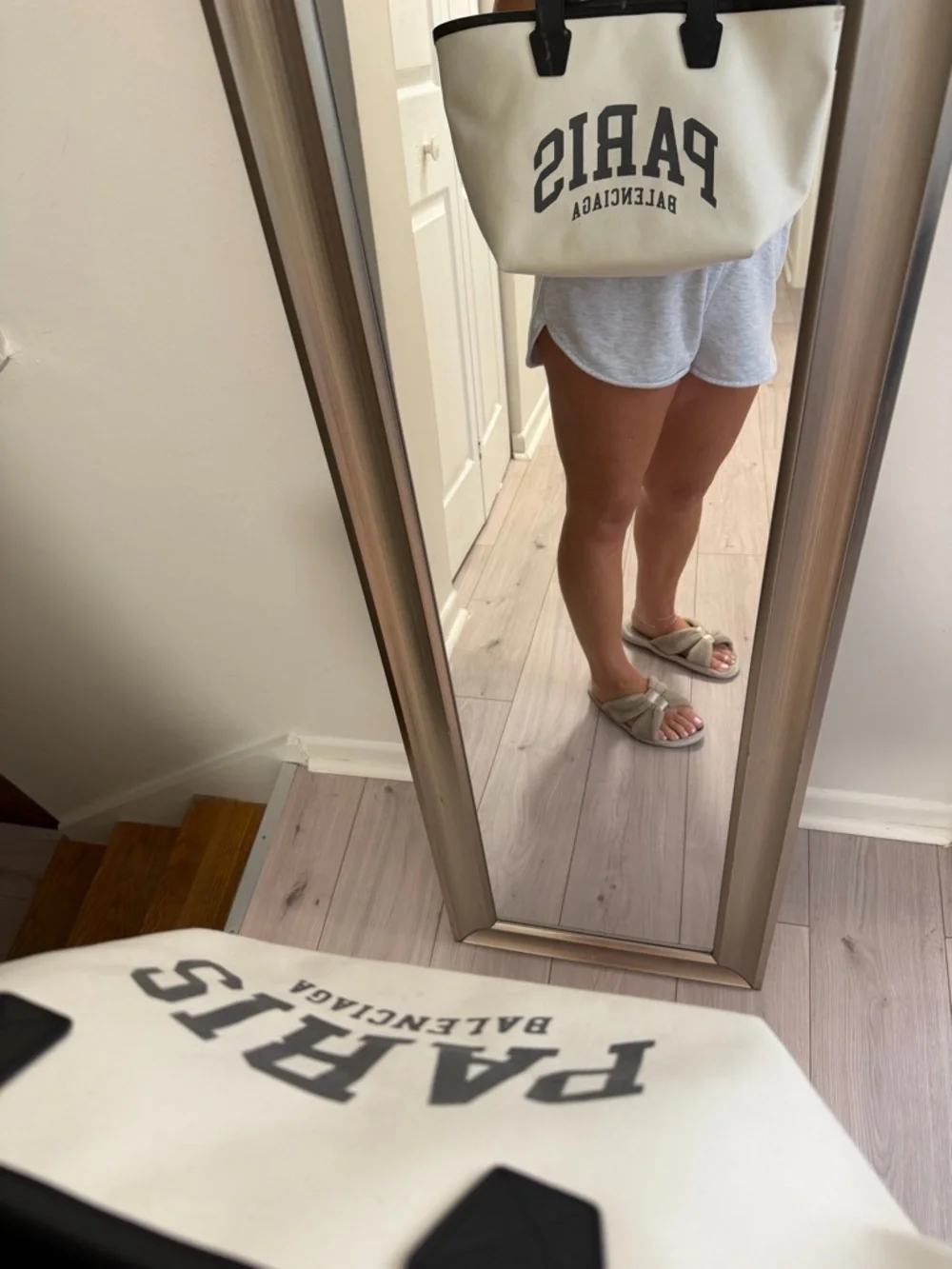 Balenciaga Paris Tote - Picture 4 of 9